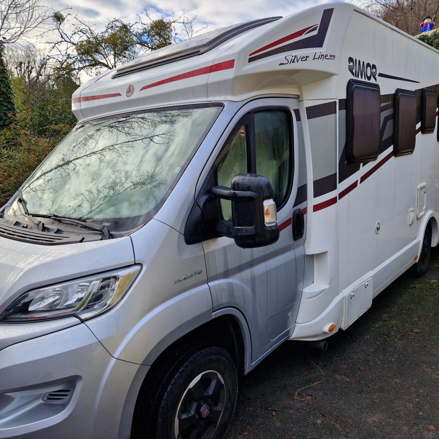 Réservoir standard 100L pour caravane et camping-car
